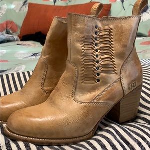 Bed Stu Shrill Booties, Sand Rustic, Size 11